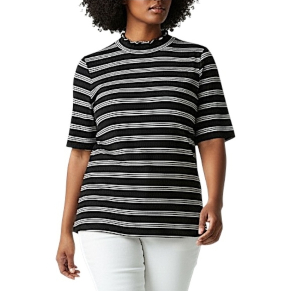 Torrid Black And White Stripe 3/4 Sleeve Knit Sz 1